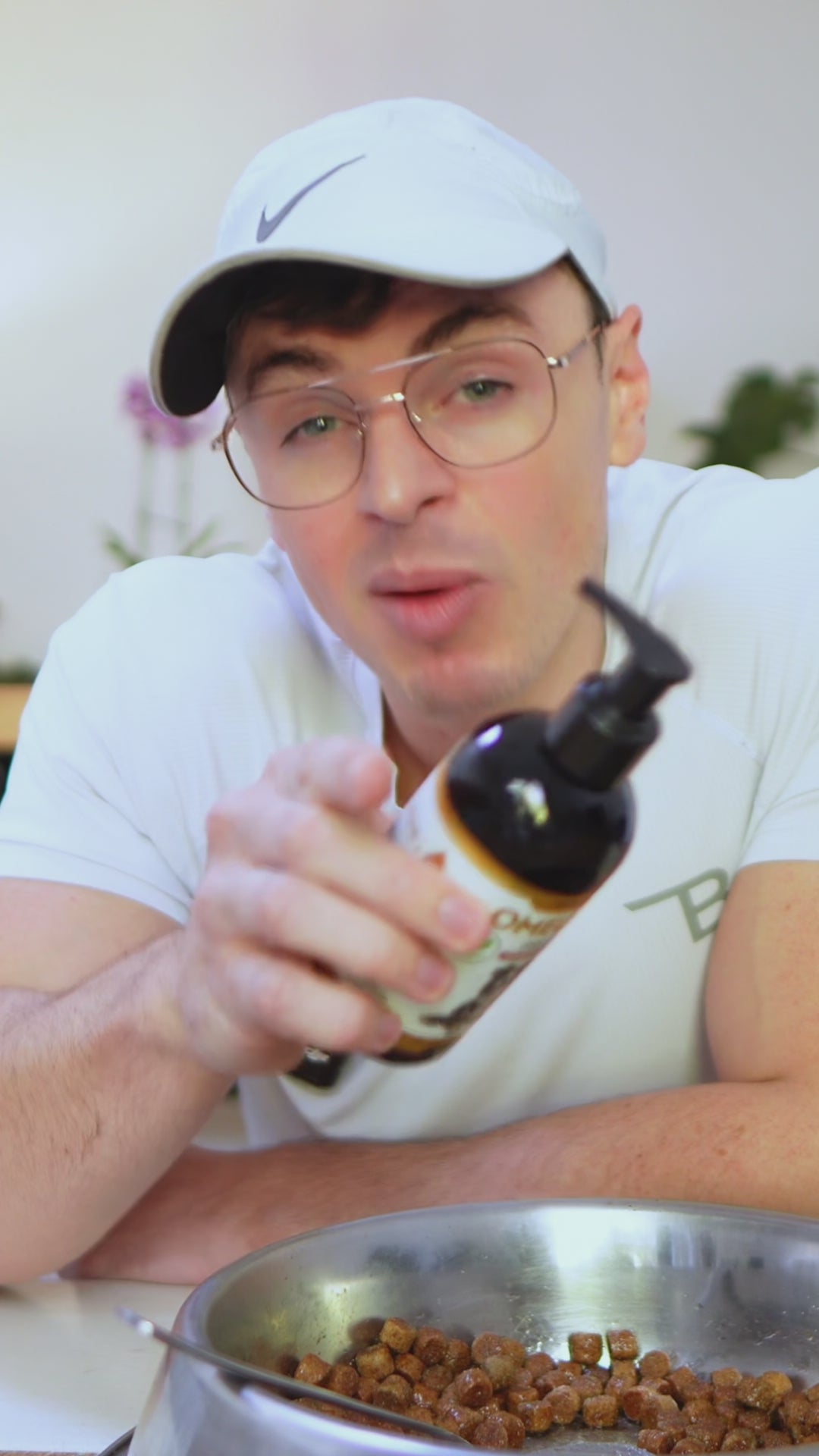 Load video: Real Stories Real Results with Vets2Pets animal supplements